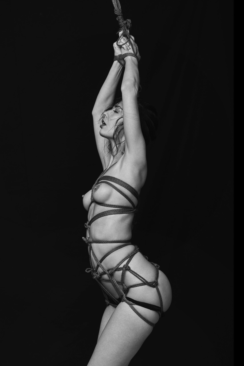 Ropes - Bondage Photo Story By Nicolas Gurin-5991