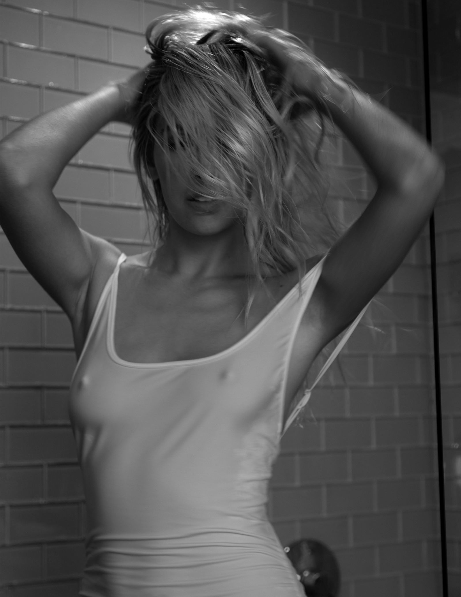 Kendra Roselle photographed by H. August Smith for LIONS Art Magazine